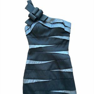 Cache Black/Gray Sleeveless Cocktail Dress